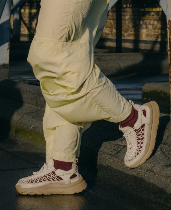 Women's UNEEK WK Sneaker | Cameo Rose/Pink Flambe