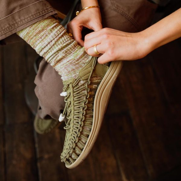 Women's UNEEK Sneaker | Martini Olive/Safari