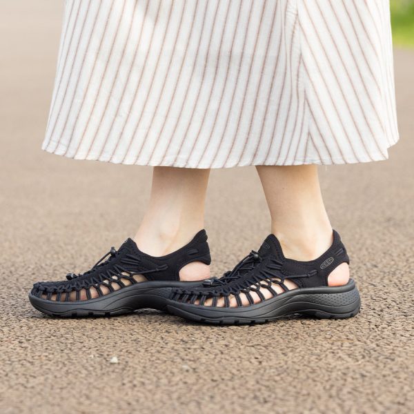Women's UNEEK Astoria | Black/Black