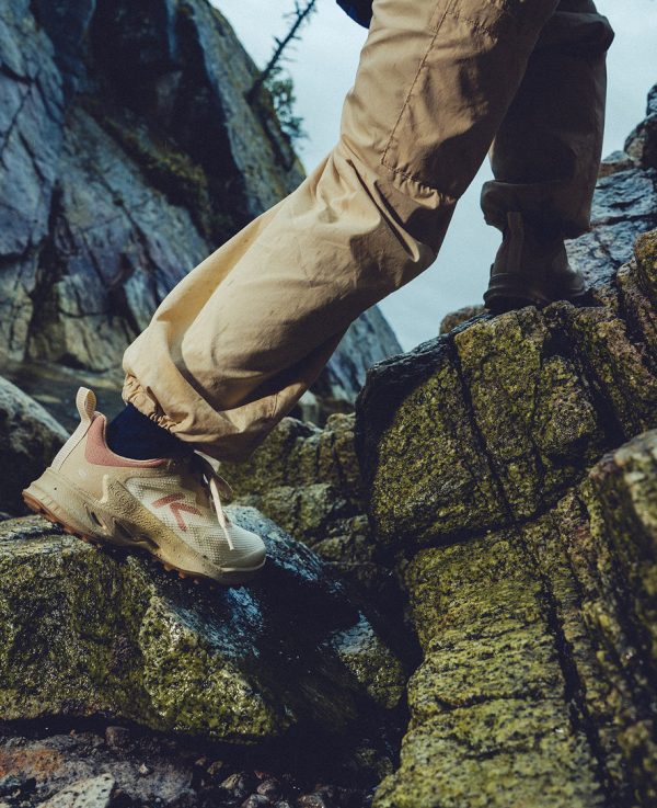 Women's Zionic NXT Waterproof Hiking Shoe | Birch/Cork