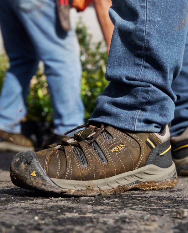 Men's Flint II (Soft Toe) | Cascade Brown/Golden Rod