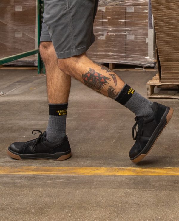 Men's Kenton ESD Work Shoe (Carbon Toe) | Black/Gum