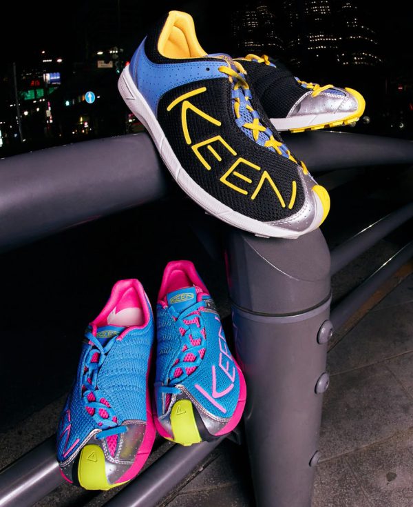 Women's A86 Sneaker | Swedish Blue/Shocking Pink
