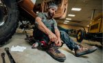 Men's Gibson Hiker Work Boot (Carbon Toe) | Bison/Black