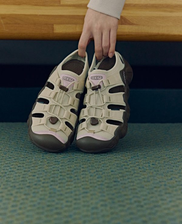 Women's Hyperport H2 emmi Sandal | Birch/Dark Earth