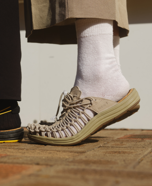 All Gender UNEEK II Convertible | Plaza Taupe/Plaza Taupe