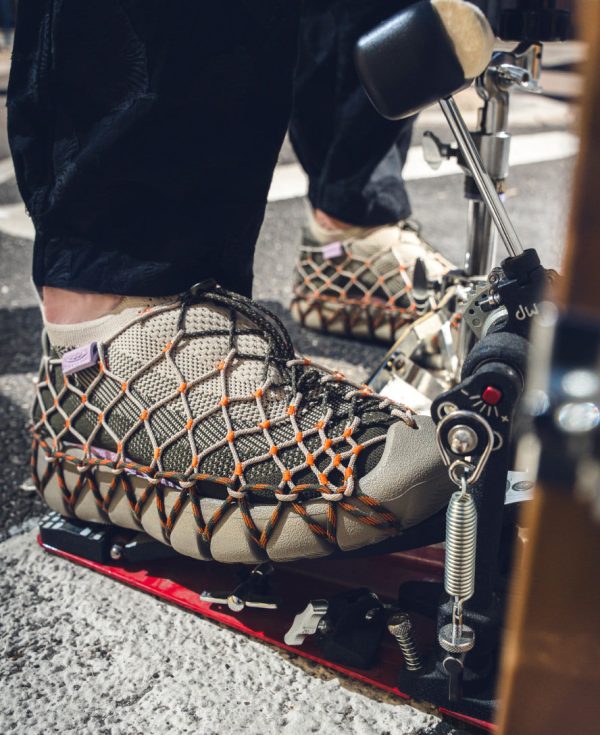 Women's UNEEK 360 Henrik Vibskov Sneaker | Brindle/Scarlet Ibis