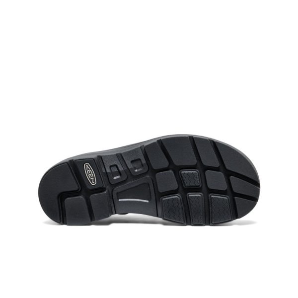 All Gender UNEEK PLT Sneaker | Black Smooth Lea